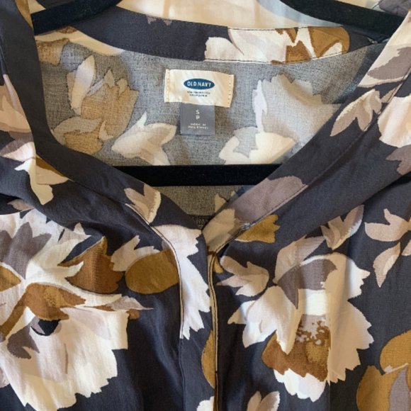 Beautiful Fall Romper - Picture 3 of 3